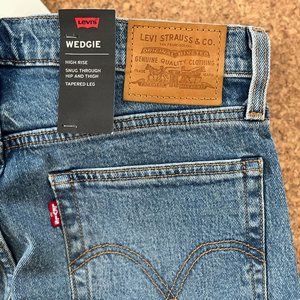 Levis Wedgie High Waisted Tapered Leg